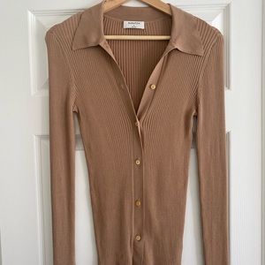 Babaton (Aritzia) caramel button down ribbed shirt